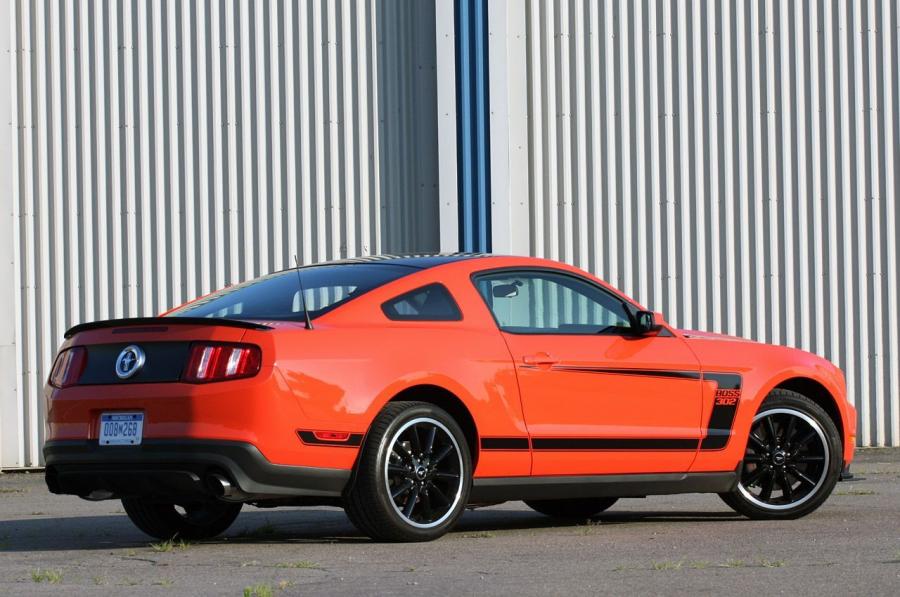  Ford Mustang Boss 302 2012 года  (фото 13 из 208)